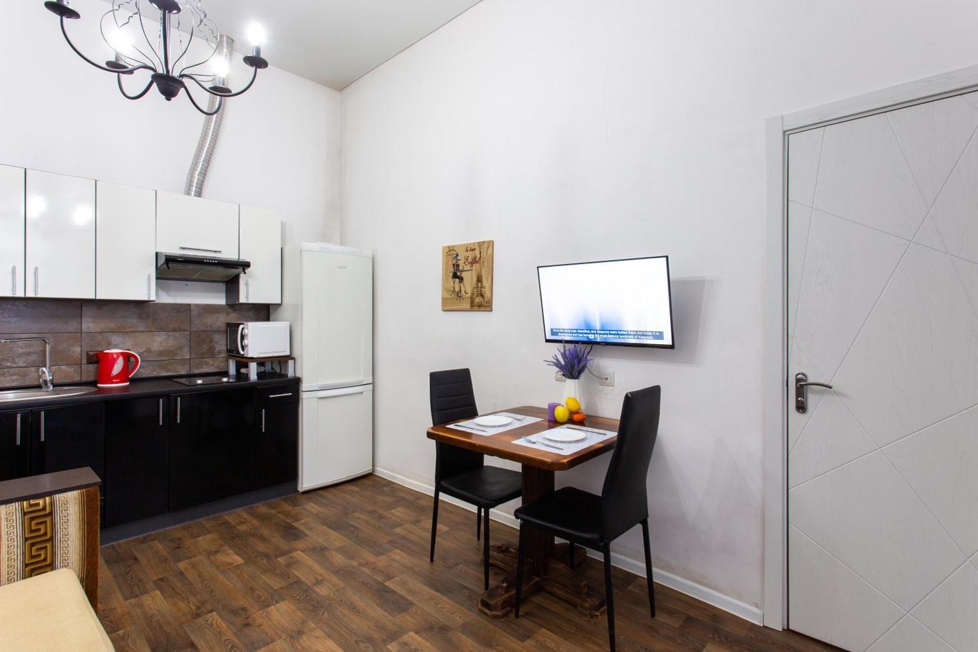 Pushkinskaya street Apartment Kharkiv Bagian luar foto